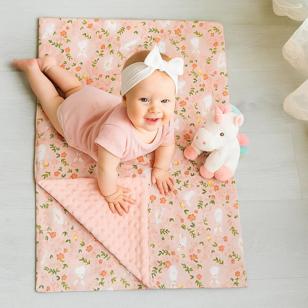 Babydecke – Kaninchen-Motiv 75 x 100 cm Flauschig weich & beidseitig verwendbar